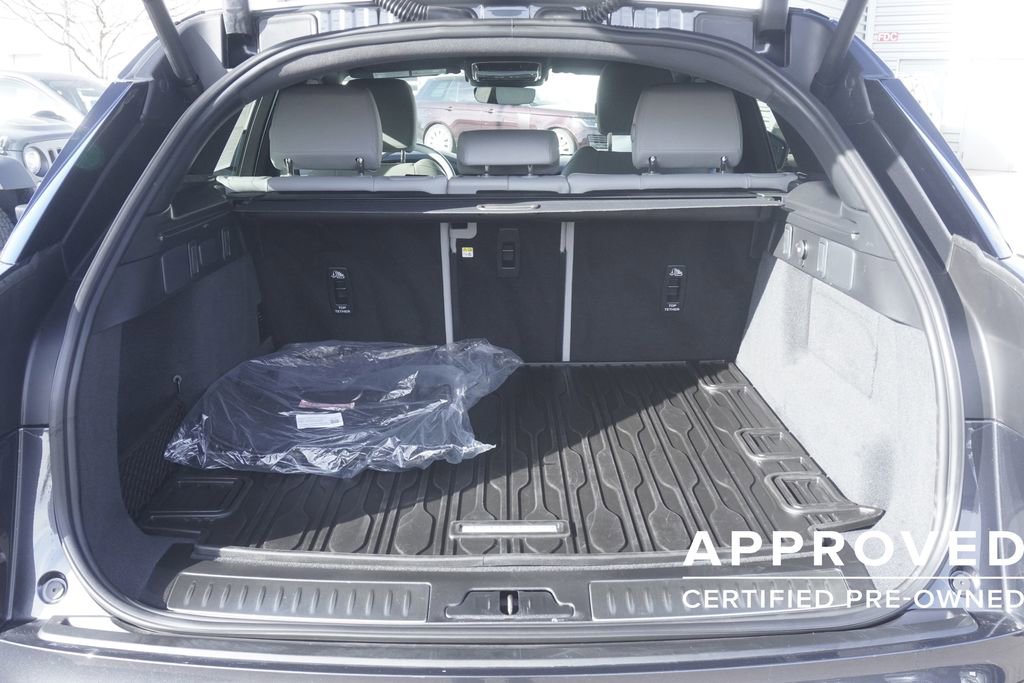 Used 2026 Land Rover Range Rover Velar S image 31