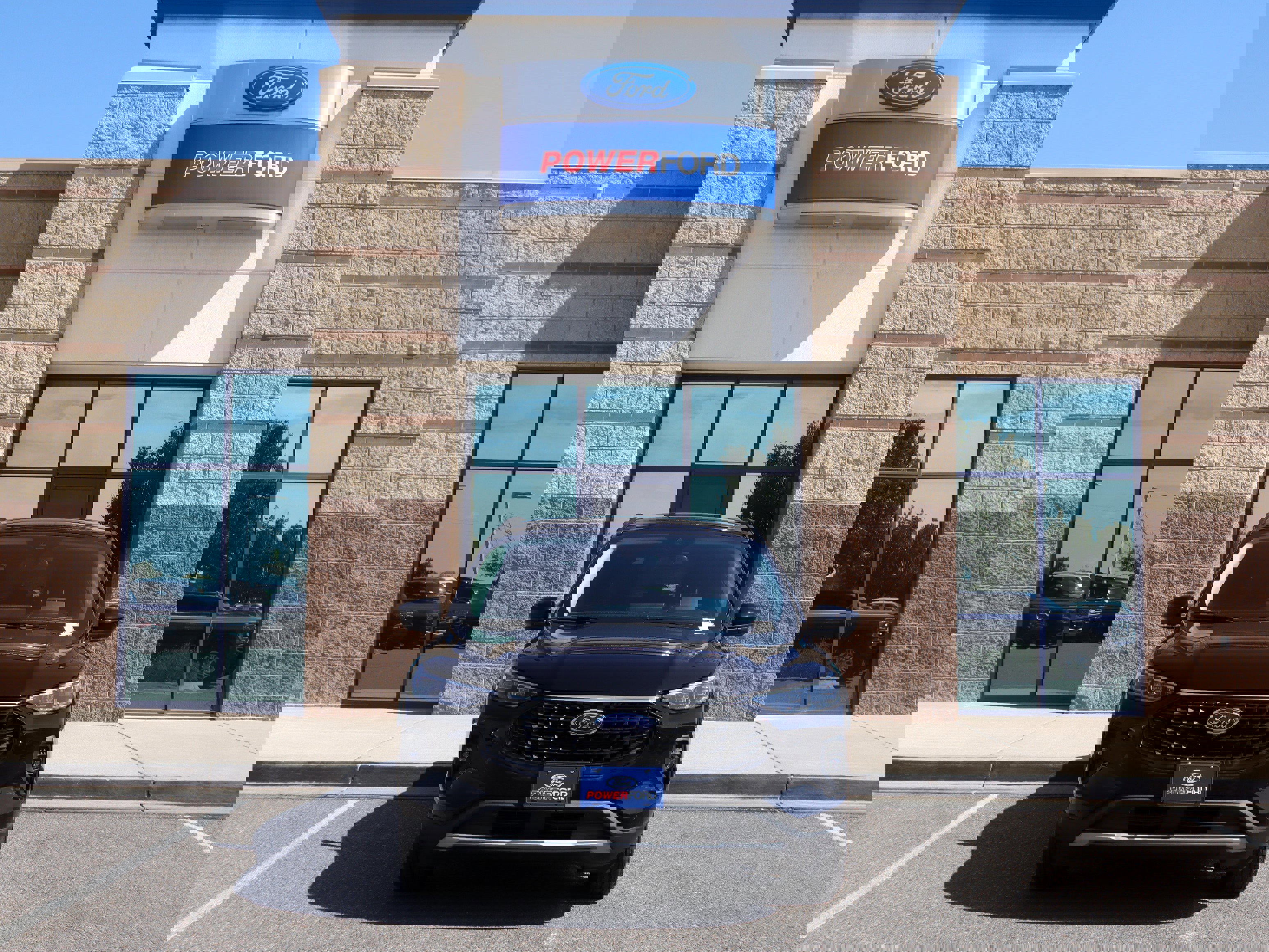 New 2025 Ford Escape SE w/ PHEV Premium Package image 3