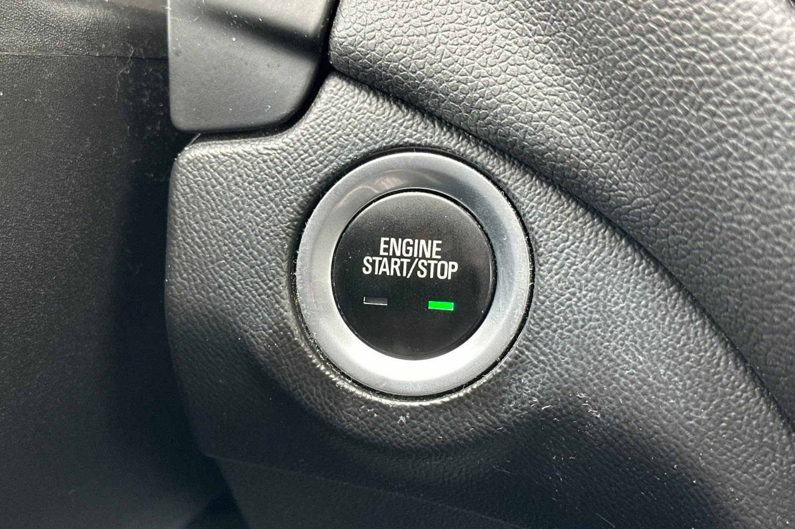 Used 2019 Chevrolet Equinox LT FWD image 24