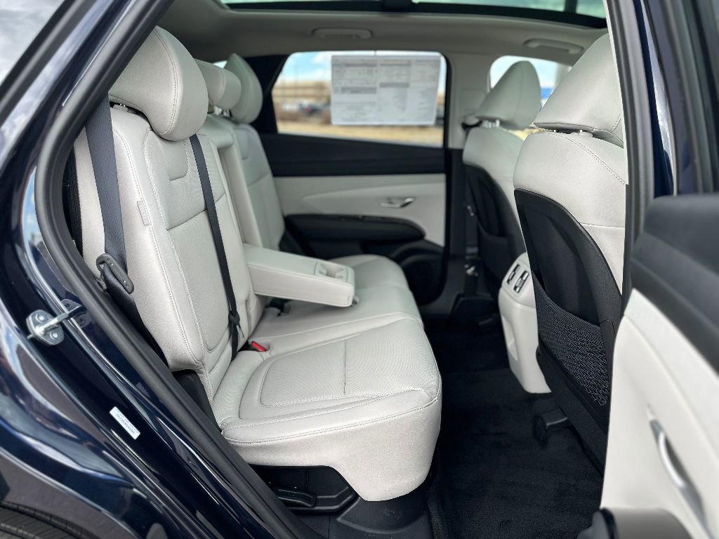 New 2025 Hyundai Tucson Limited image 24