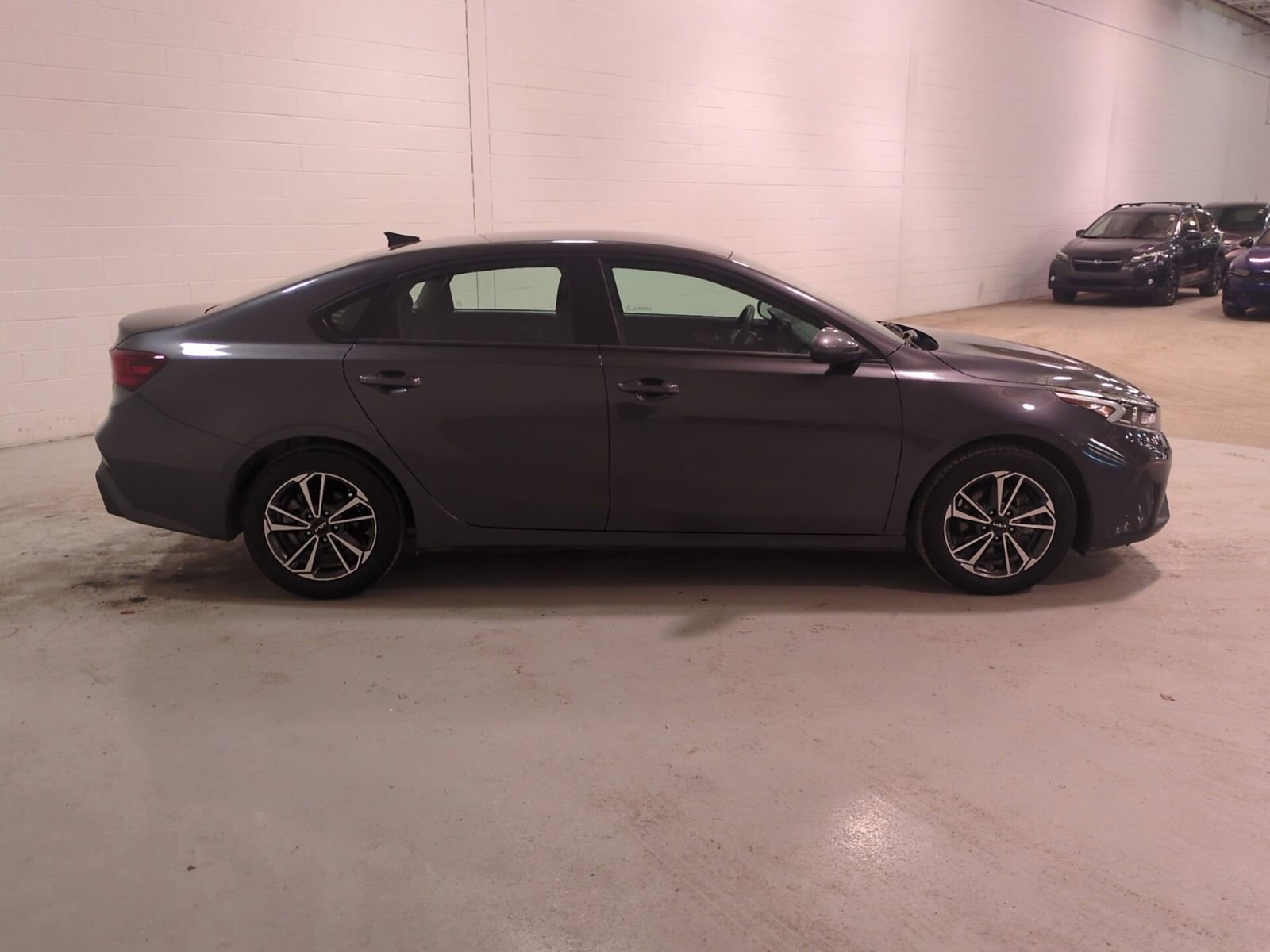 Certified 2023 Kia Forte LXS image 3