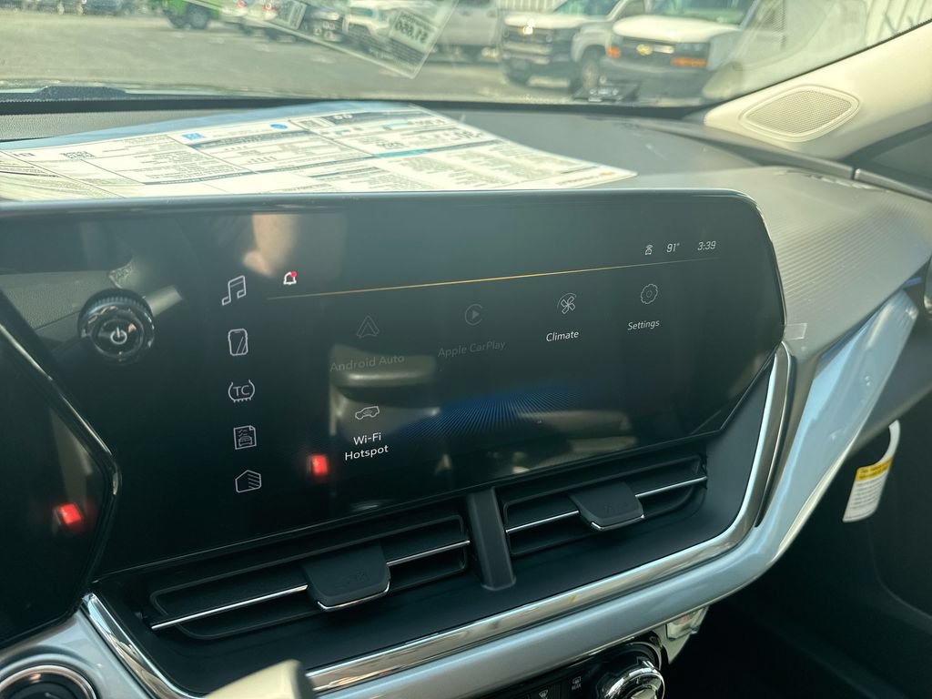 New 2026 Chevrolet Trax LT w/ LT Convenience Package FWD image 26
