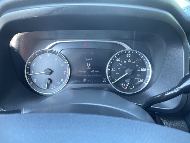 Used 2023 Nissan Titan SV AWD/4WD image 12