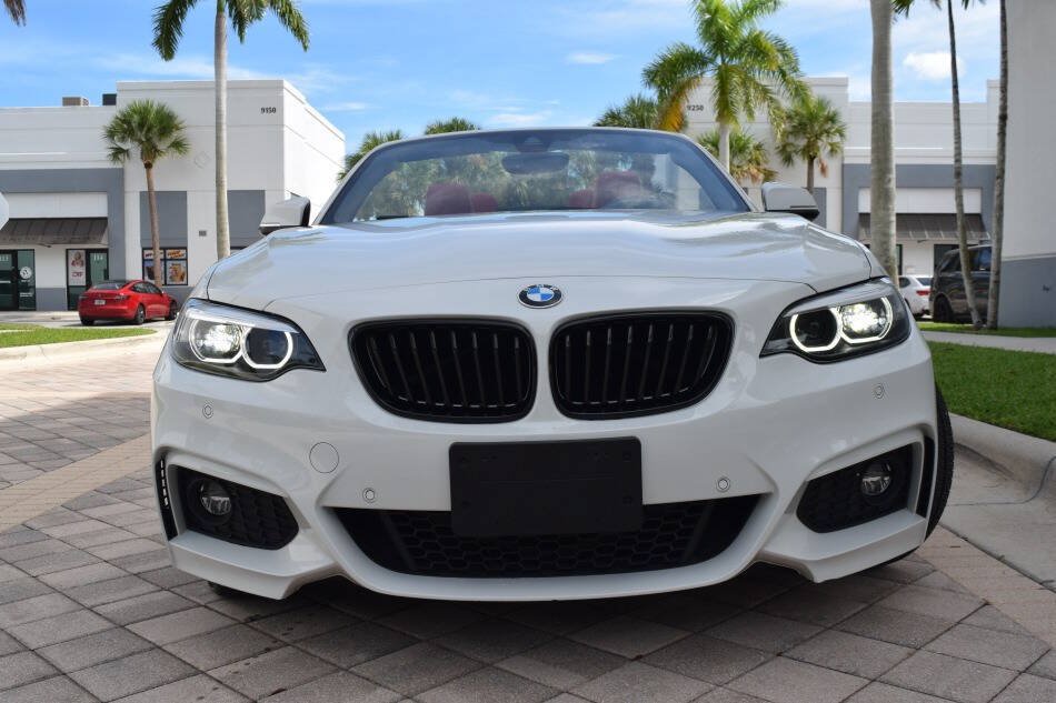 Used 2021 BMW 230i xDrive Convertible AWD/4WD image 34