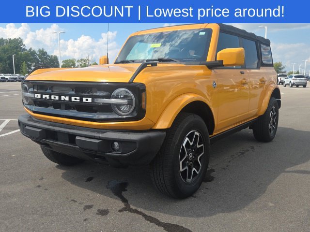 Used 2021 Ford Bronco Outer Banks AWD/4WD image 2
