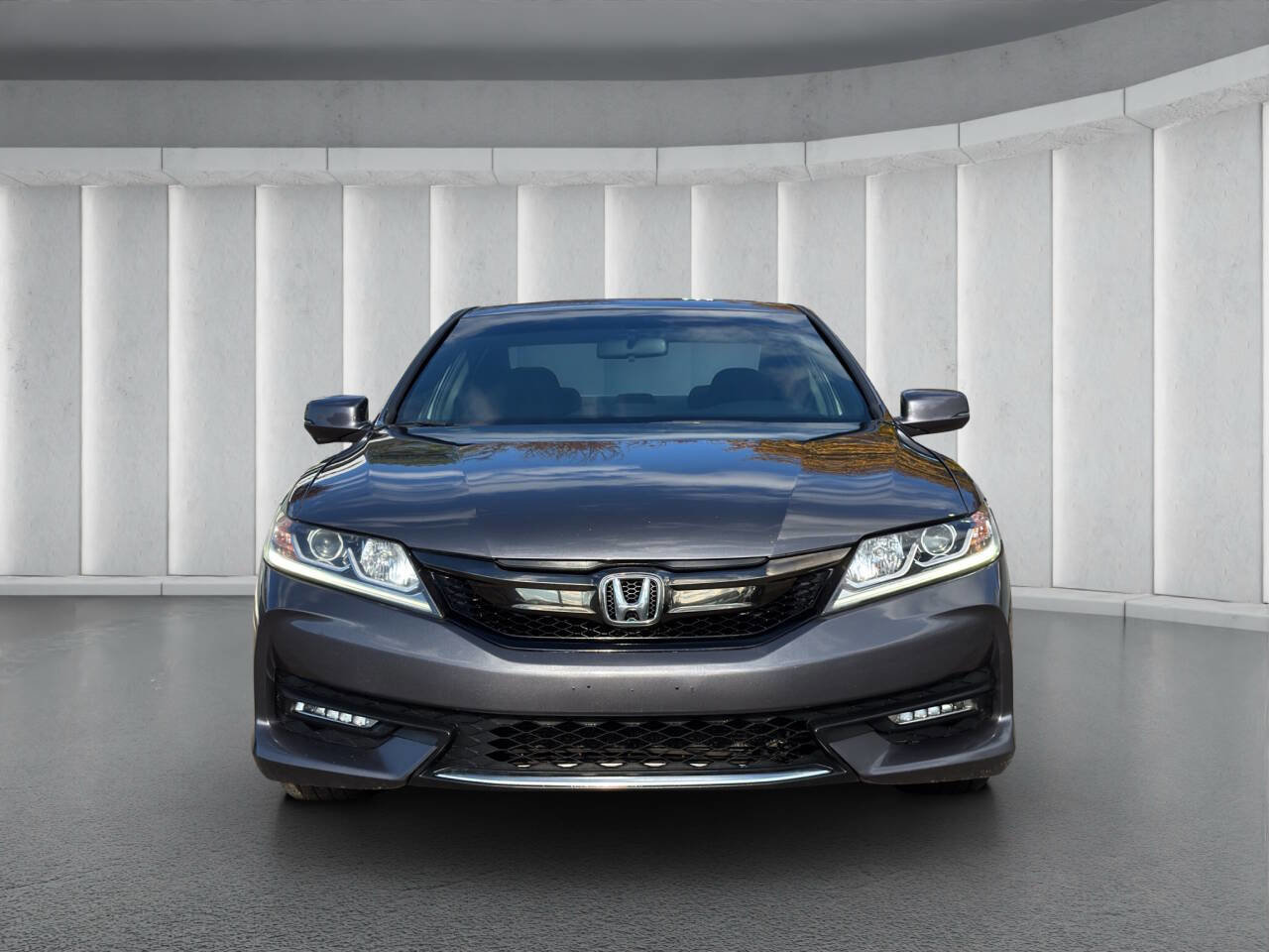Used 2017 Honda Accord EX image 8