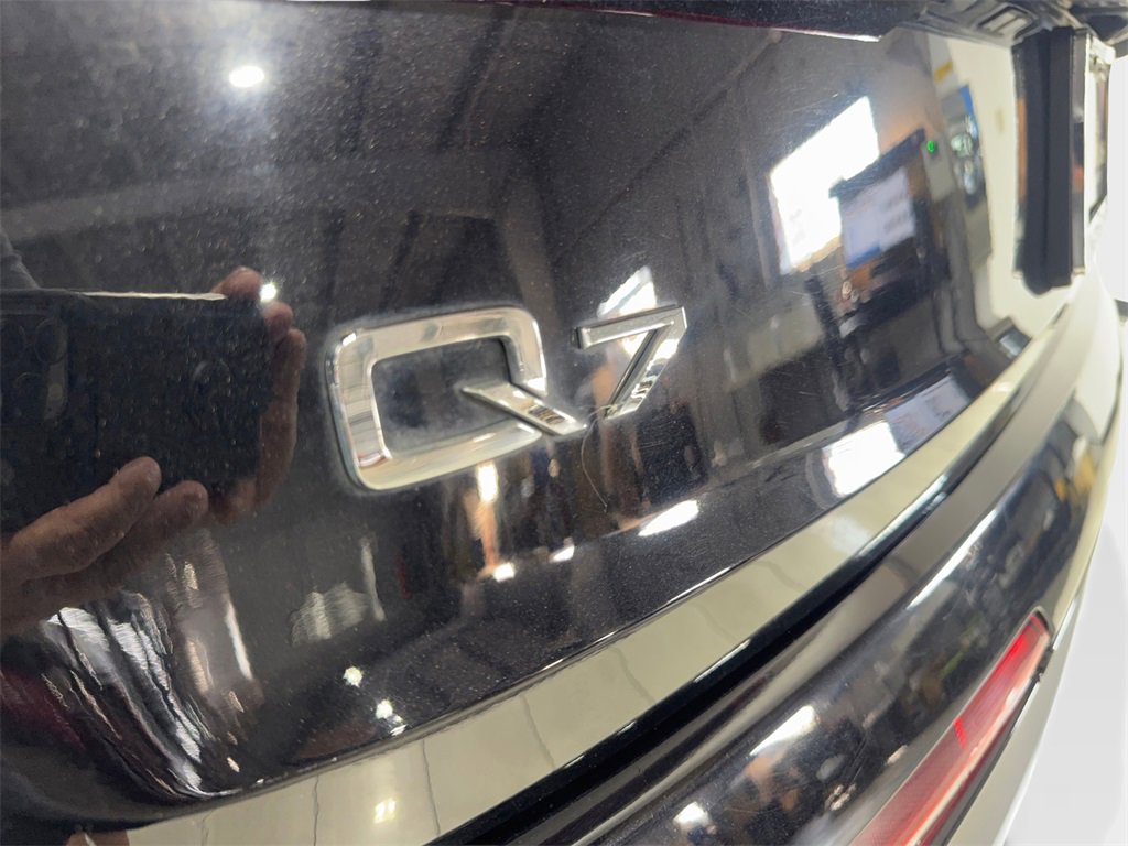 Used 2021 Audi Q7 3.0T Premium w/ Convenience Package image 23