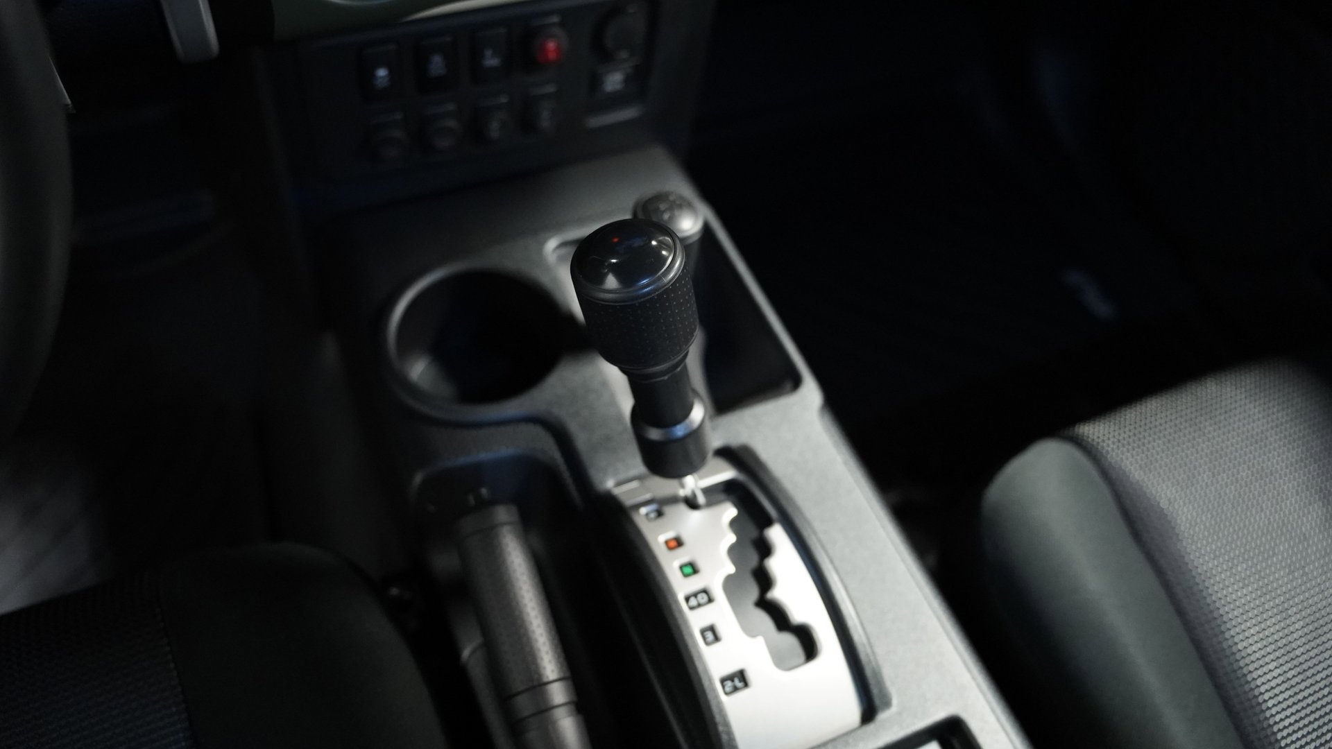 Used 2011 Toyota FJ Cruiser 4WD image 39