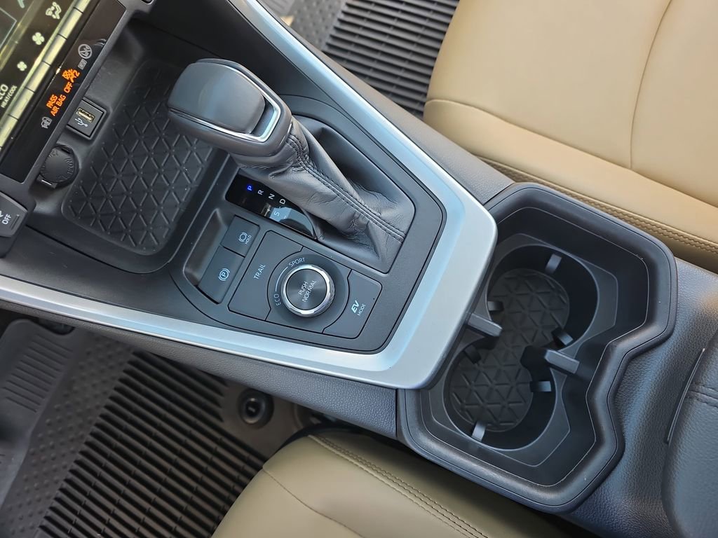 Certified 2024 Toyota RAV4 XLE Premium image 29