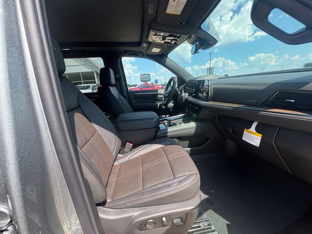 New 2026 Chevrolet Tahoe High Country w/ Sun And Tow Package AWD/4WD image 16