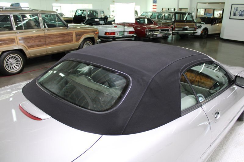 Used 1999 Jaguar XK8 Convertible RWD image 18