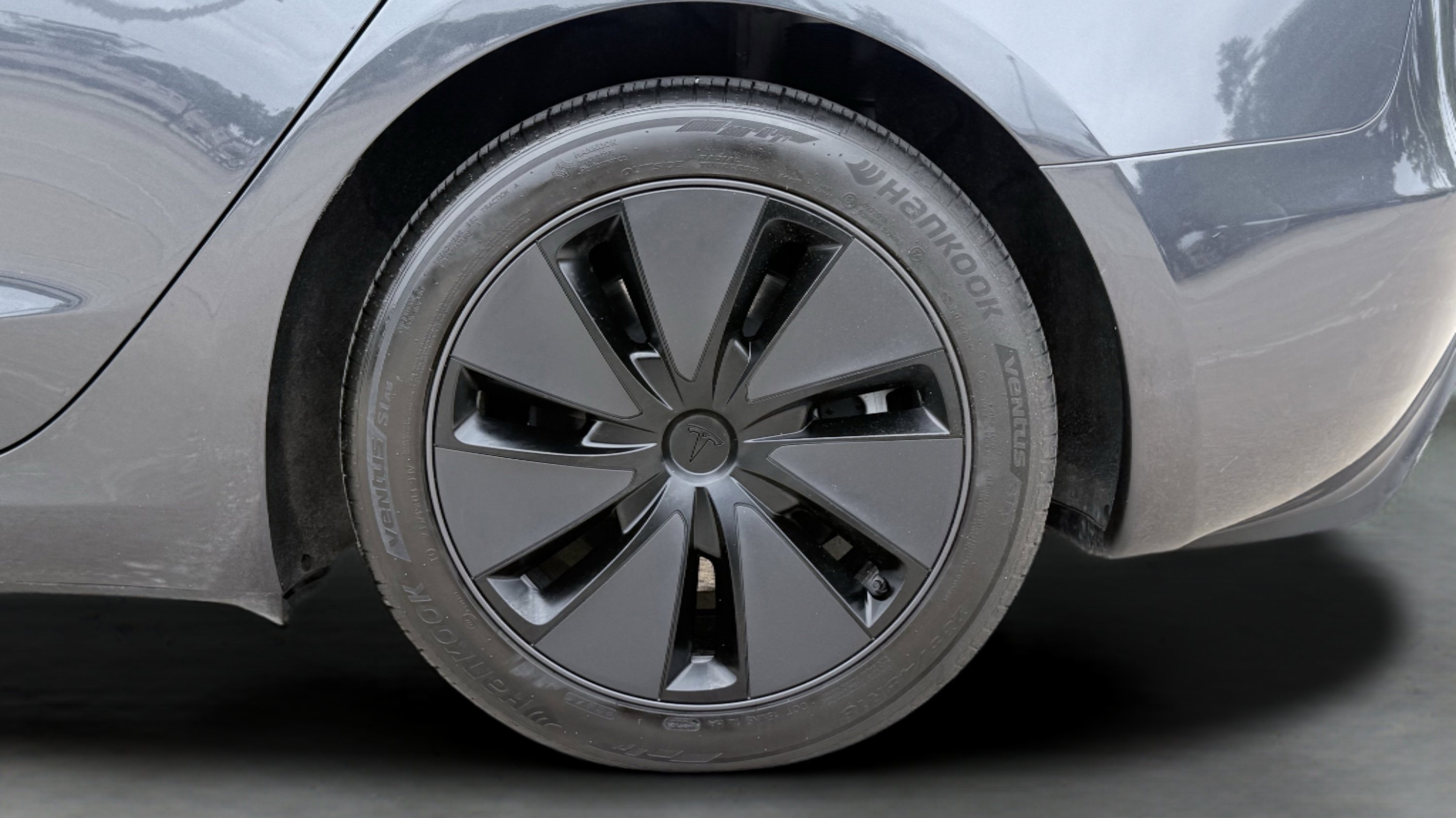 Used 2024 Tesla Model 3 Long Range RWD image 16