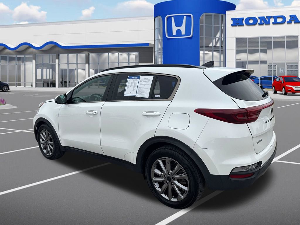 Used 2022 Kia Sportage Nightfall Edition w/ Nightfall Fwd Premium Package image 6