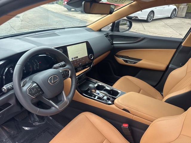 Used 2025 Lexus NX 250 FWD w/ Accessory Package (K3) image 17