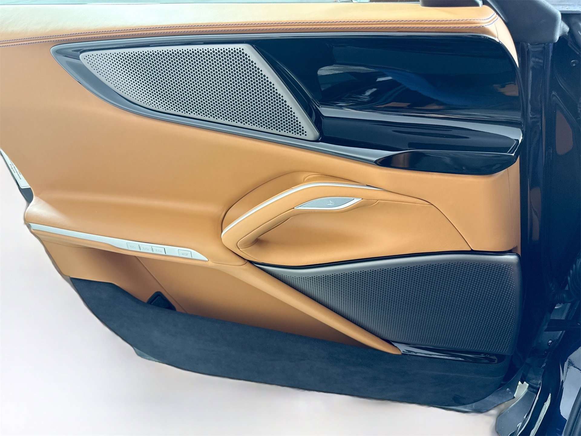 Certified 2024 Ferrari Purosangue image 16