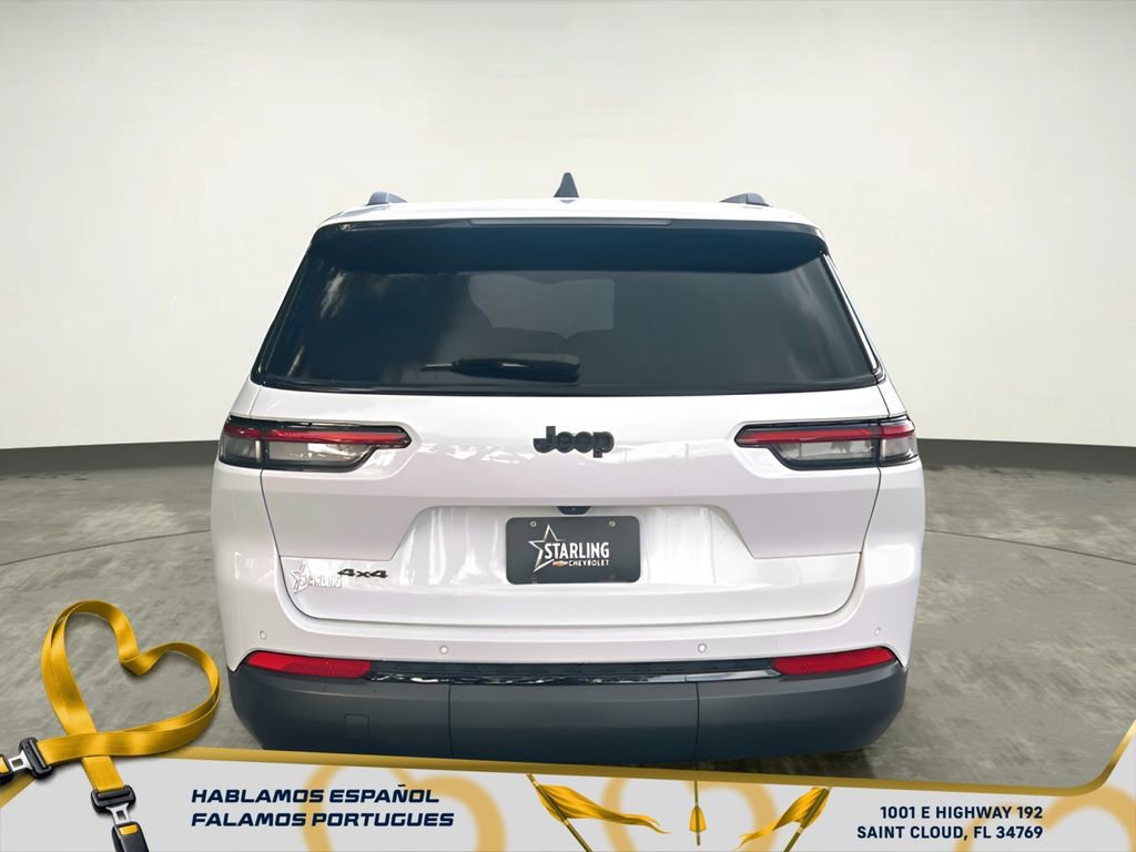 Used 2023 Jeep Grand Cherokee L Laredo image 5