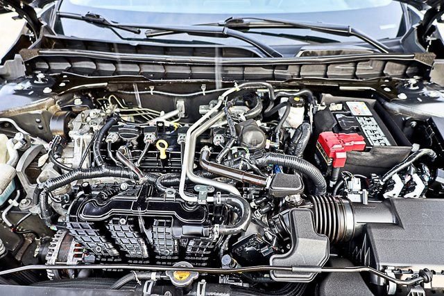 Used 2025 Nissan Altima 2.5 SV image 27