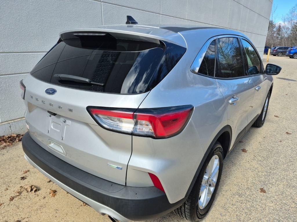 Used 2020 Ford Escape SE image 7