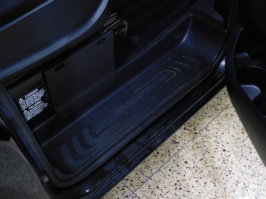 Used 2019 Mercedes-Benz Metris Passenger image 70