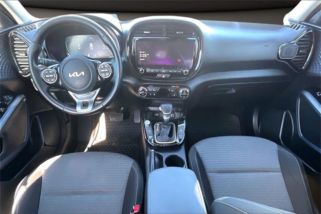 Used 2023 Kia Soul EX image 14