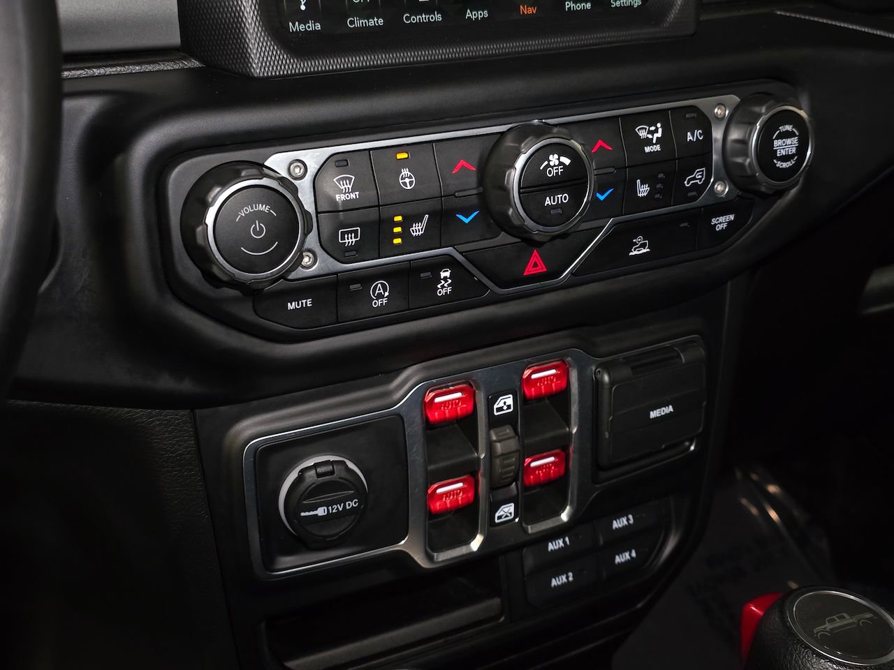 Used 2021 Jeep Gladiator Willys image 29