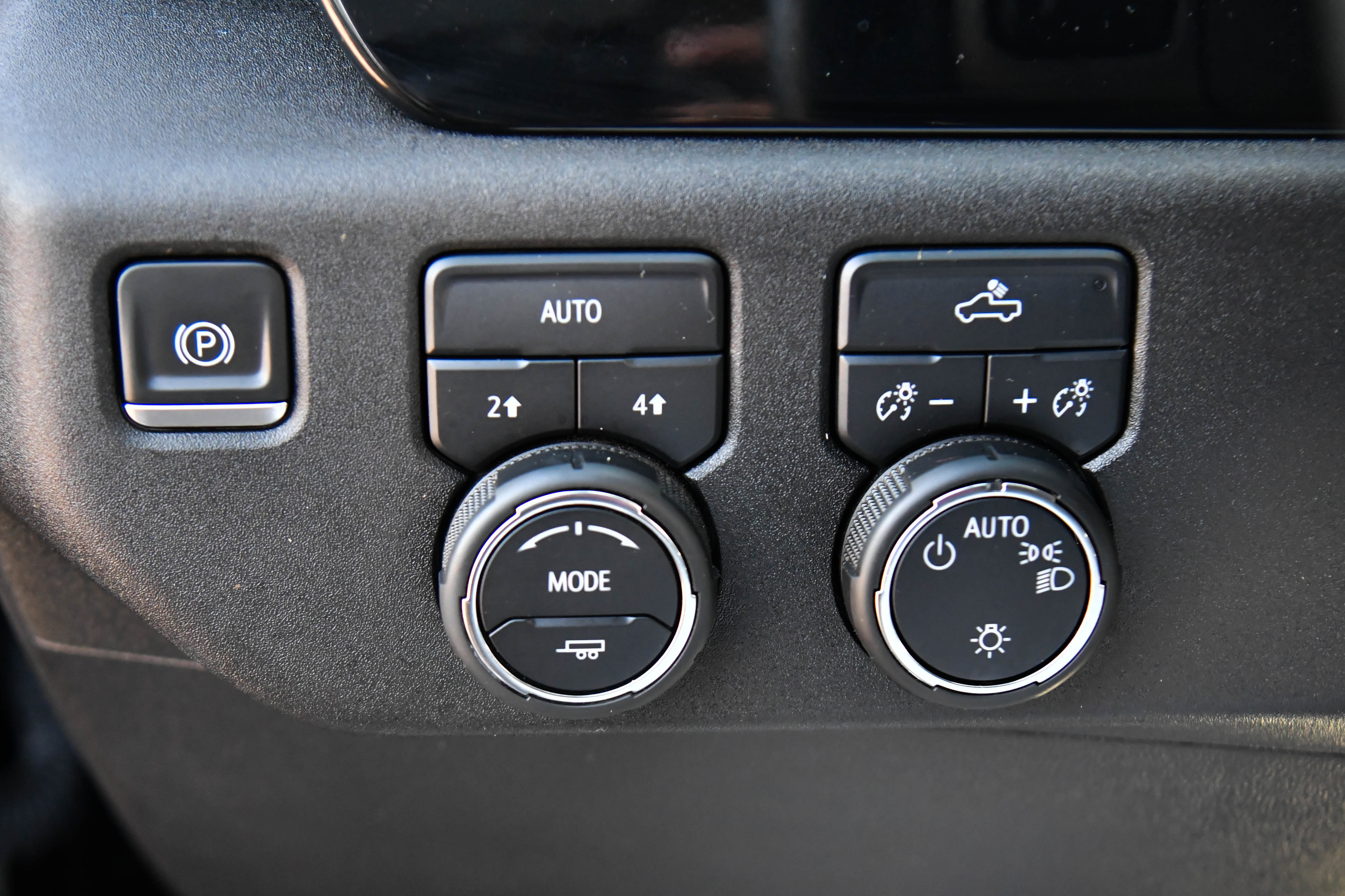 Used 2024 Chevrolet Silverado 1500 LT w/ Protection Package image 29