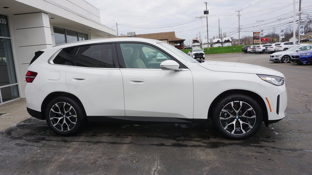 Used 2026 BMW X3 xDrive30i w/ Convenience Package AWD/4WD image 3