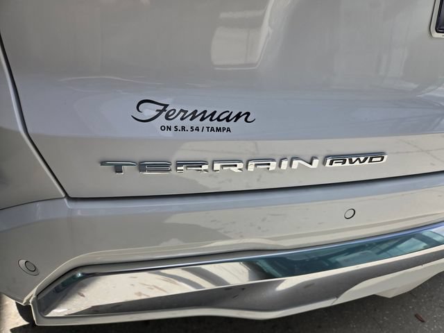 Used 2026 GMC Terrain Denali AWD/4WD image 10