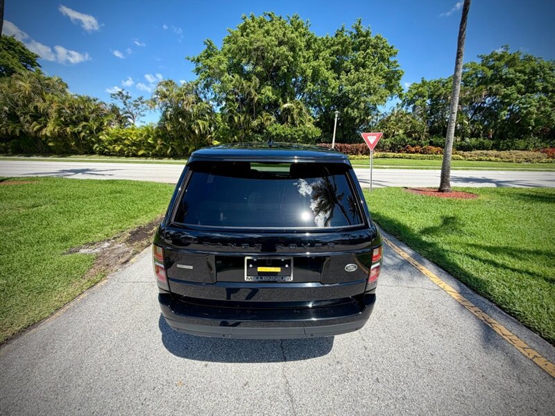 Used 2019 Land Rover Range Rover Supercharged AWD/4WD image 7