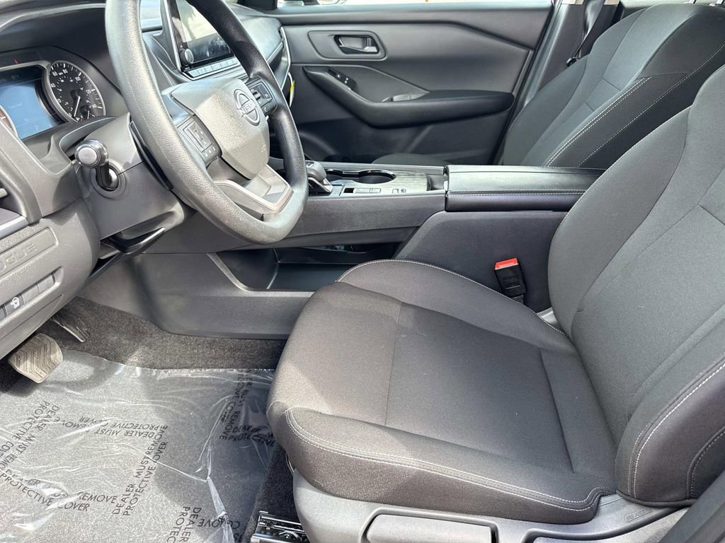 Certified 2025 Nissan Rogue S image 19