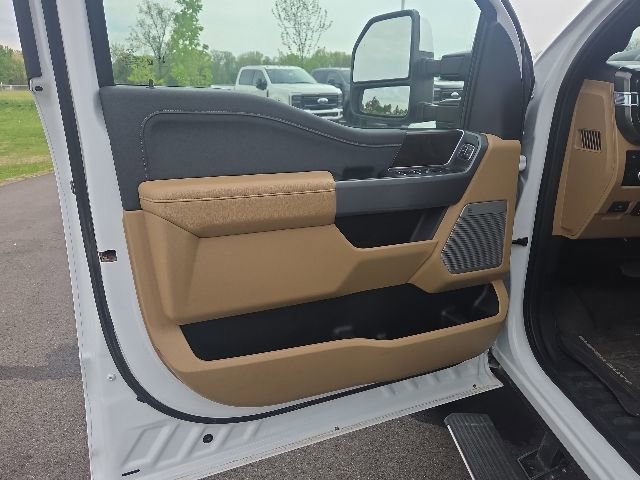 Certified 2024 Ford F350 4x4 Crew Cab Super Duty image 25