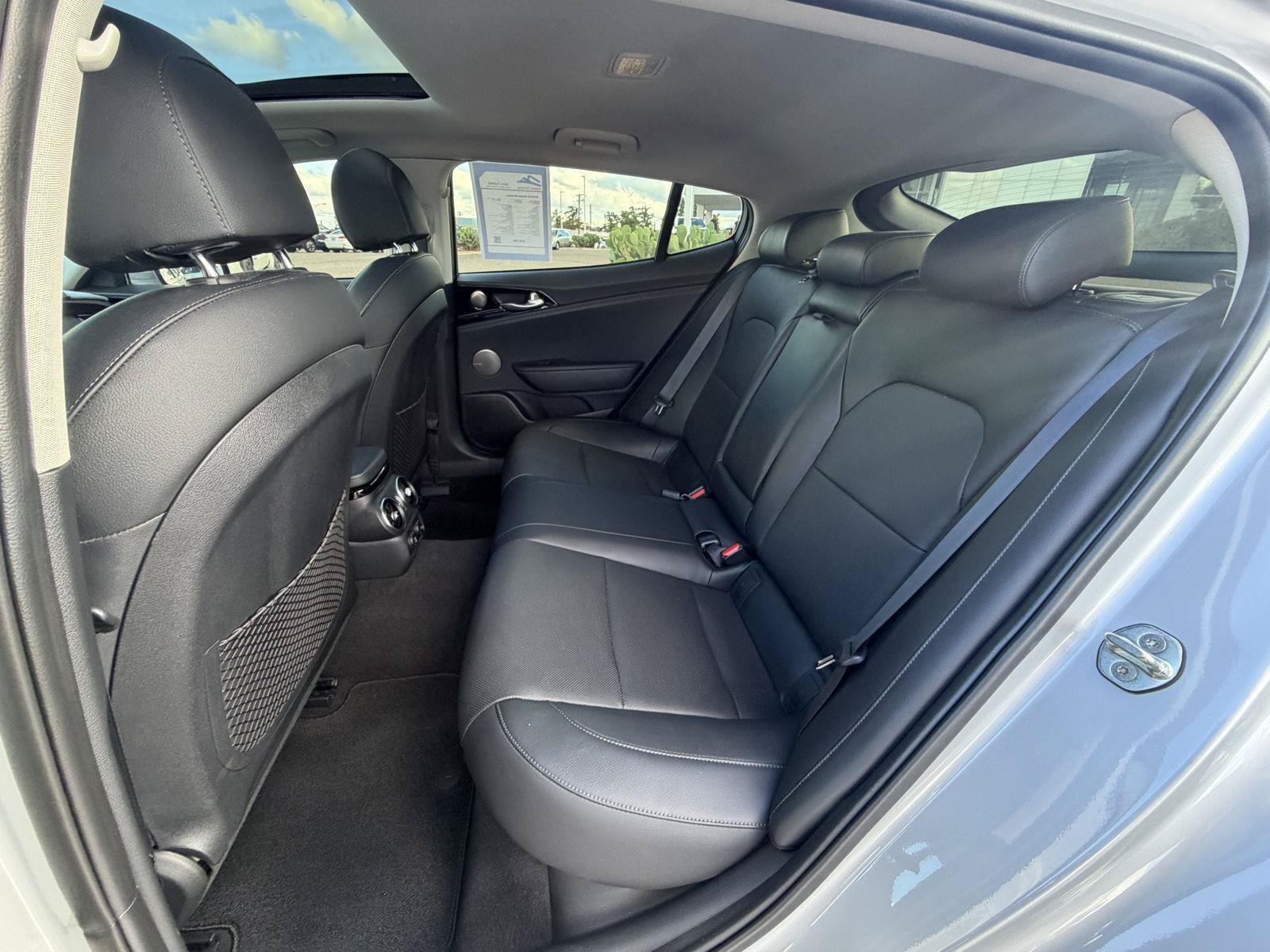 Used 2018 Kia Stinger Premium RWD image 20