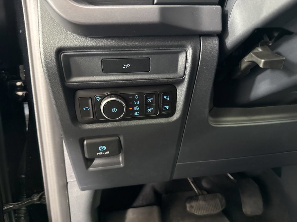 New 2026 Ford F150 XLT w/ Equipment Group 302A MID AWD/4WD image 19