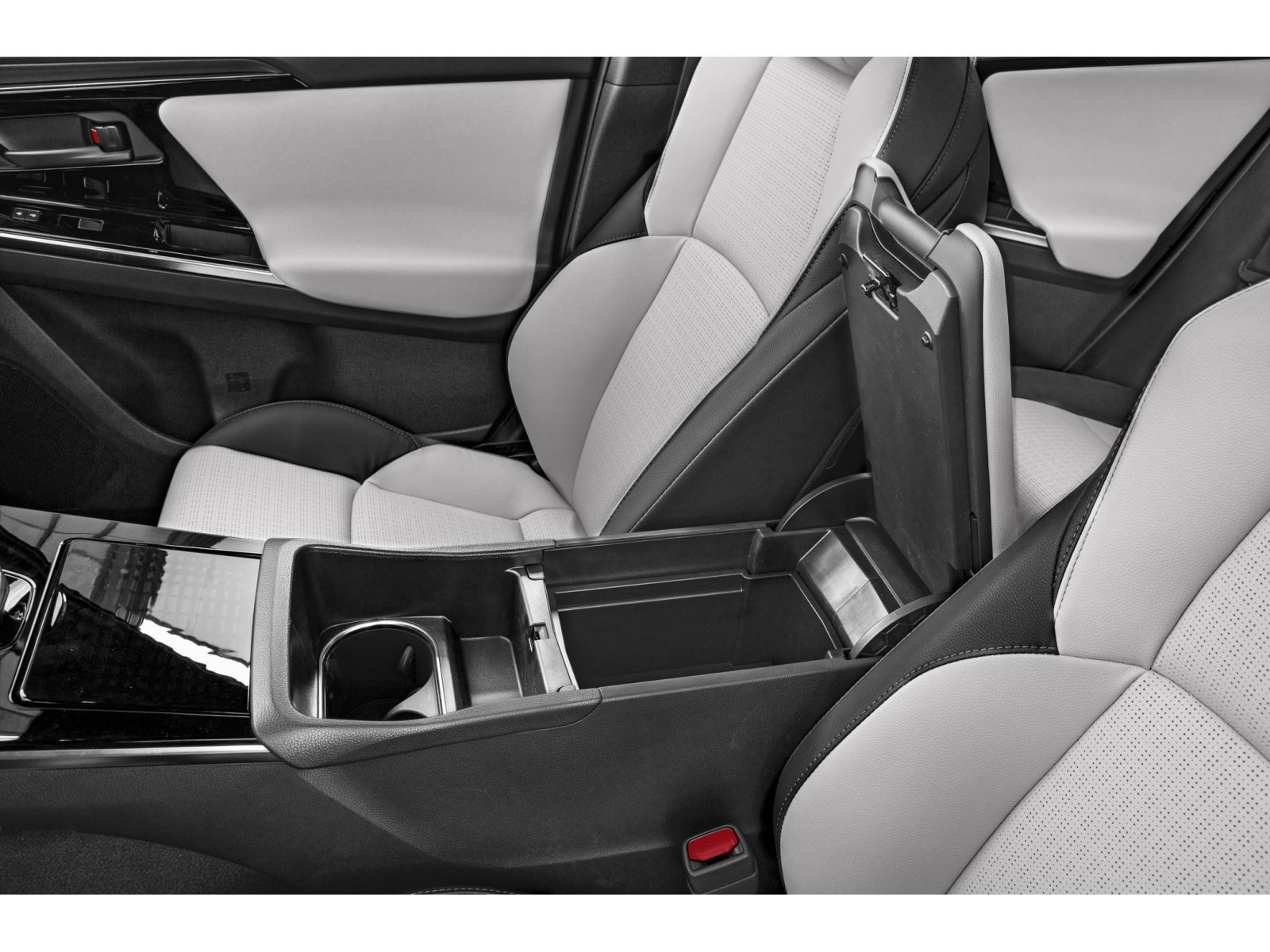 Used 2023 Subaru Solterra AWD image 9