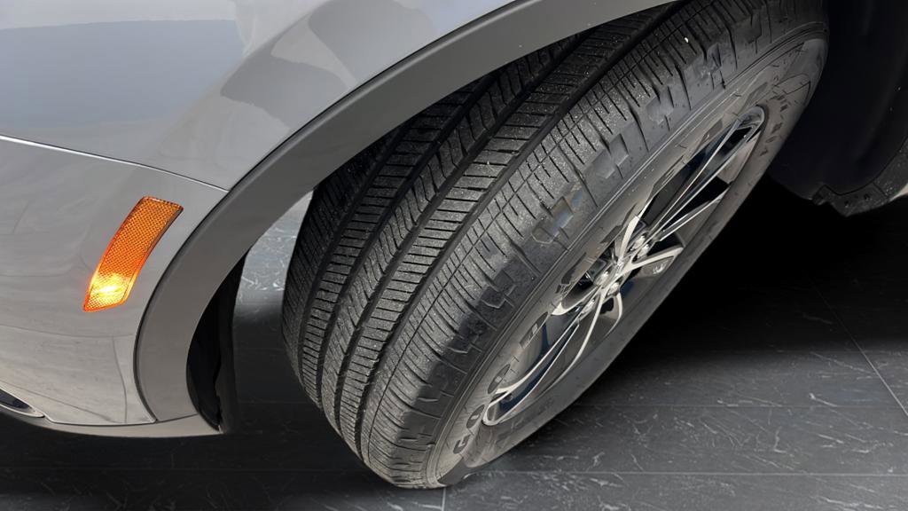 Used 2025 Lincoln Nautilus Premier w/ Equipment Group 102A AWD/4WD image 30