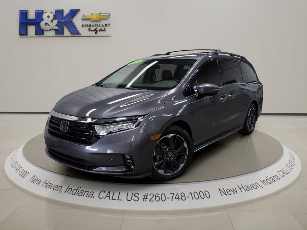 Used 2024 Honda Odyssey Elite image 3