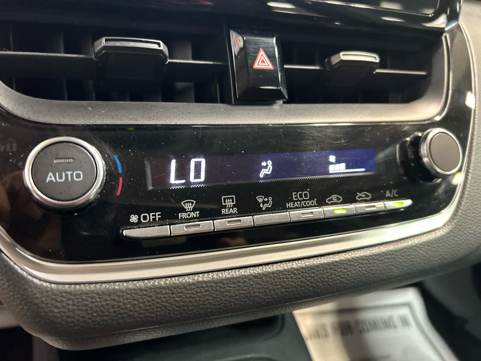 Used 2023 Toyota Corolla LE FWD image 6