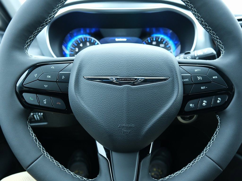 New 2026 Chrysler Pacifica Limited w/ S Appearance Package image 17