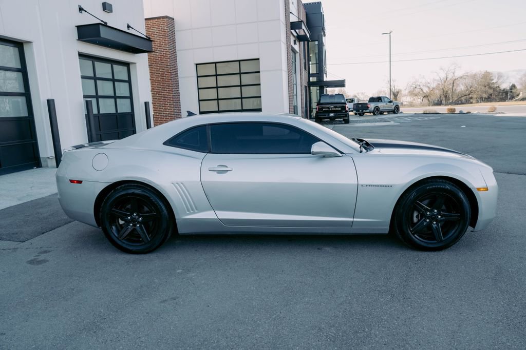 Used 2012 Chevrolet Camaro LS image 10