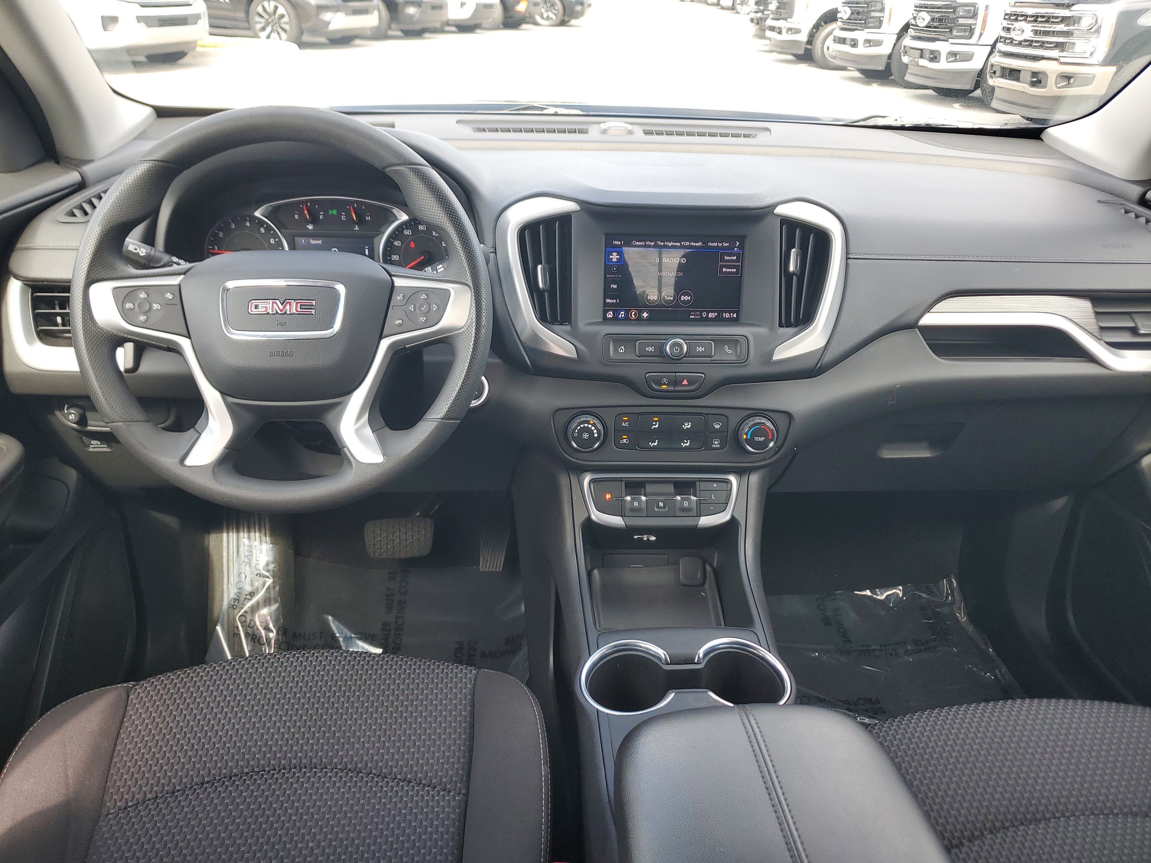 Used 2024 GMC Terrain SLE FWD image 14