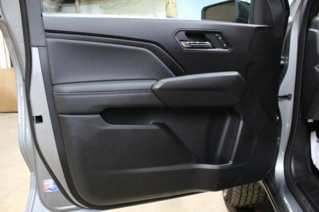 New 2026 GMC Canyon Elevation w/ Convenience Package image 15