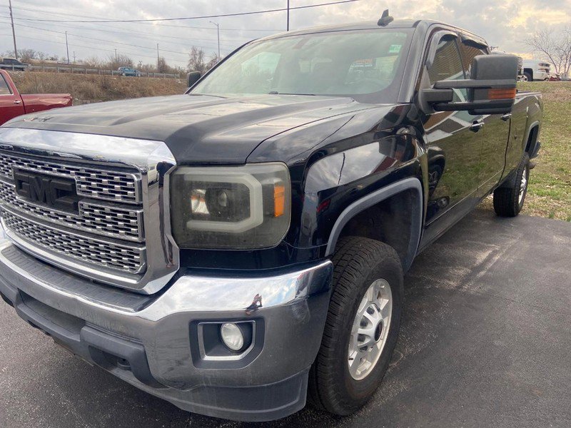 Used 2017 GMC Sierra 2500 SLE w/ HD SLE Preferred Plus Package image 4
