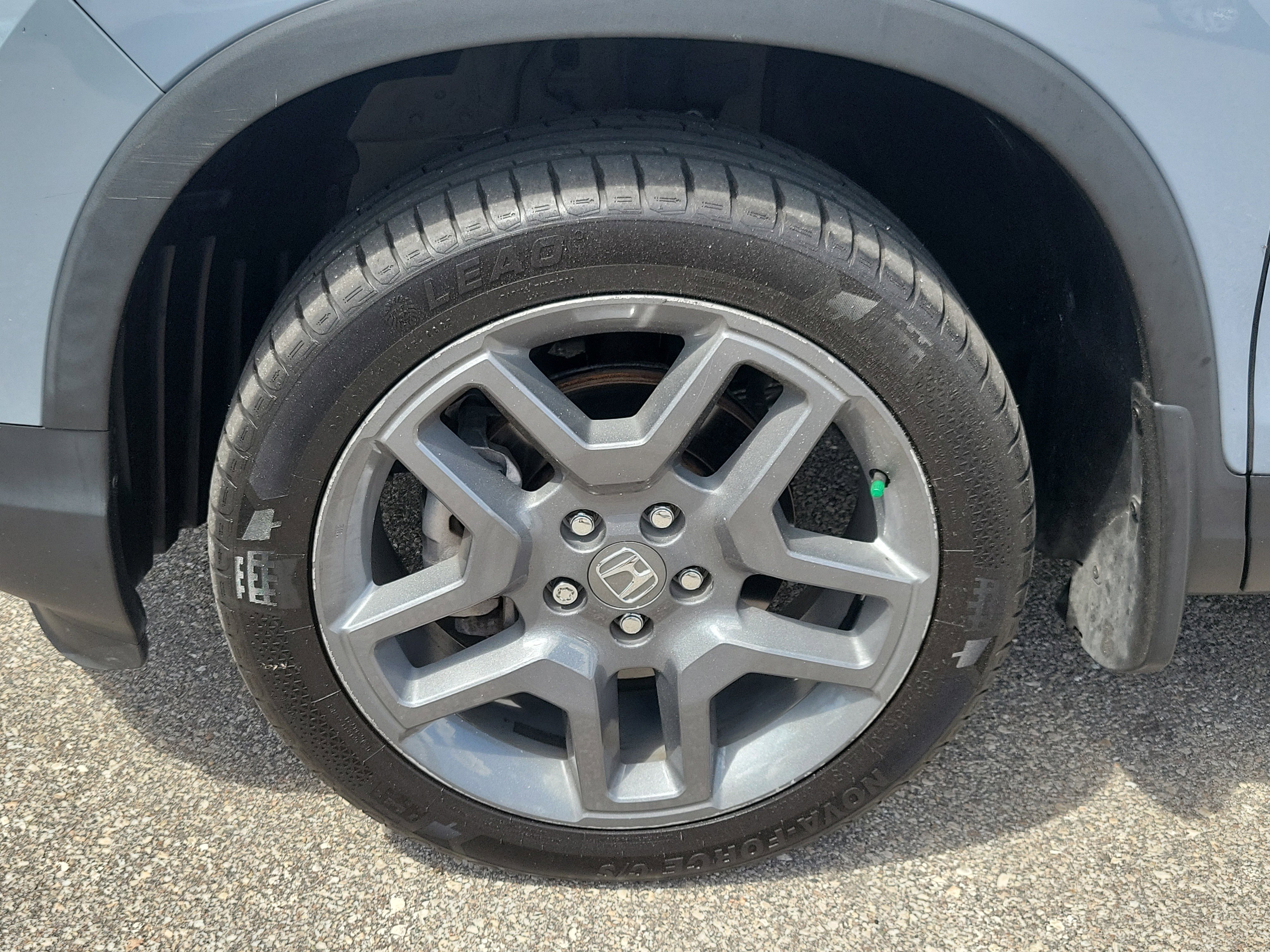 Used 2023 Honda Passport EX-L image 8