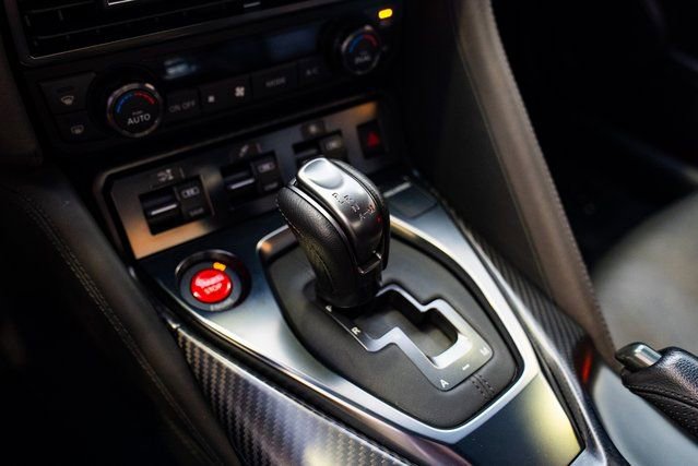 Used 2020 Nissan GT-R Premium w/ Premium Interior Package image 14