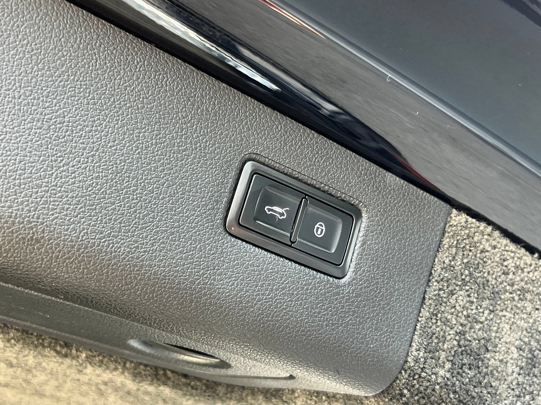 Used 2020 Bentley Bentayga Speed AWD/4WD image 21