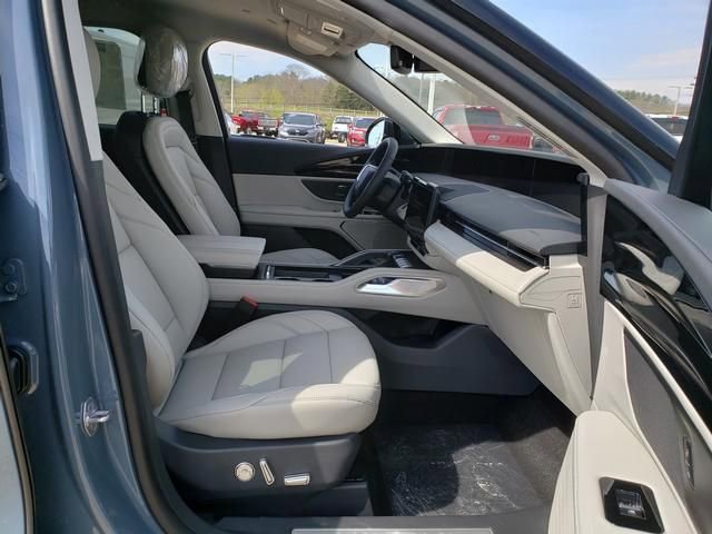 New 2026 Lincoln Nautilus Premier image 19