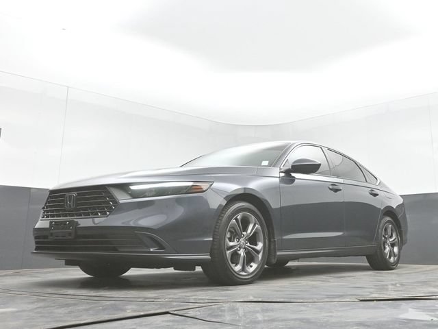 Used 2023 Honda Accord EX image 42