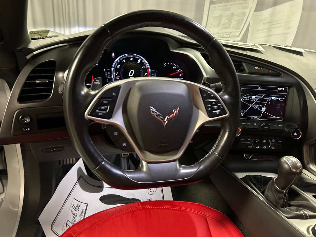 Used 2018 Chevrolet Corvette Stingray Coupe RWD image 13