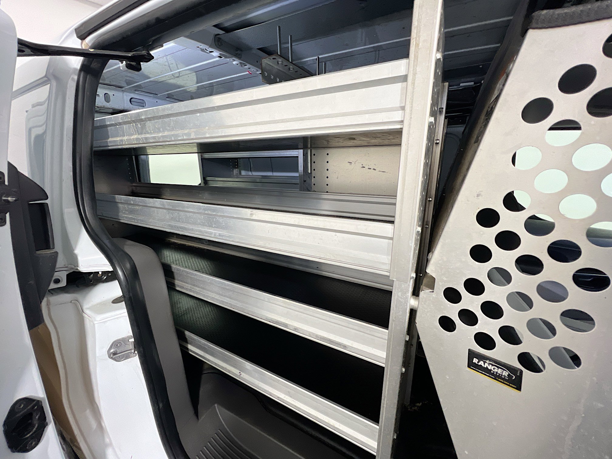 Used 2019 Ford Transit Connect XL image 32