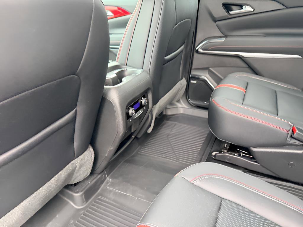 New 2026 Chevrolet Traverse RS w/ LPO, Floor Liner Package image 32